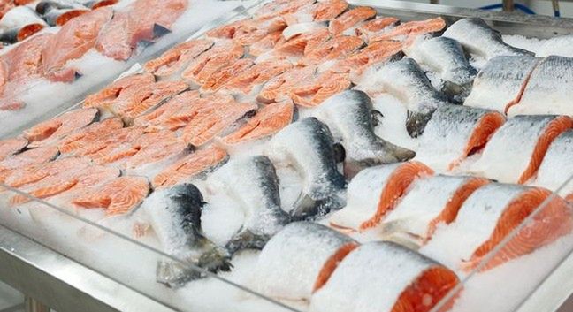 Ryby z supermarketów są odmrażane - twierdzą eksperci