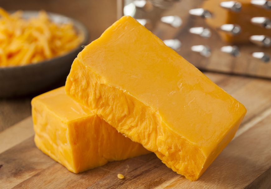 Cheddar 10 rodzajów sera, które możesz bezpiecznie jeść w ciąży WP