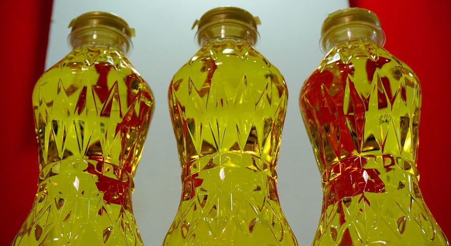 Rafinacja oleju może usunąć z niego niewielką ilość kwasów tłuszczowych omega-3