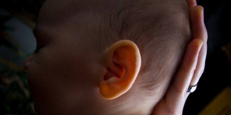 Zapalenie ucha - objawy u dzieci 