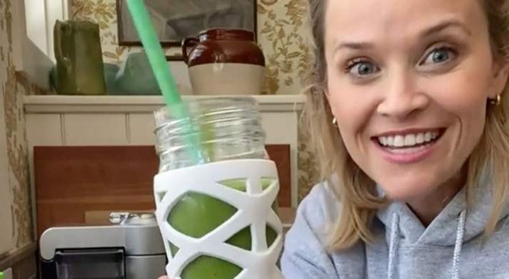 Reese Witherspoon poleca zielony koktajl na śniadanie