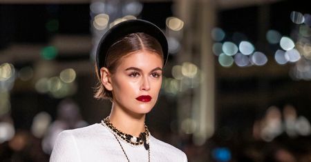 Kaia Gerber obcięła włosy. Nowa fryzura córki Cindy Crawford to prawdziwy hit sezonu