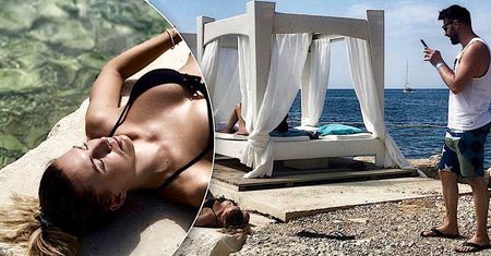 Agnieszka Hyży w bikini w obiektywie męża. Grzegorz zrobił jej zdjęcia, jak z katalogu! Wygląda obłędnie!