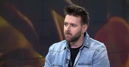 The Voice of Poland: Grzegorz Hyży pożegnał się z dwiema uczestniczkami. Trenerowi puściły nerwy