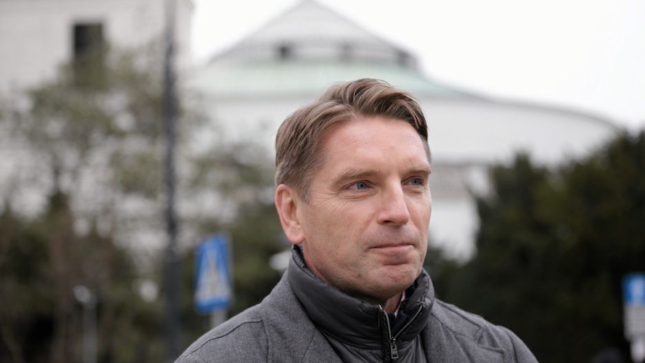 Po kilkunastu latach spekulacje o karierze politycznej Tomasza Lisa mogą przybierać realne kształty. Na zdjęciu redaktor naczelny "Newsweeka" podczas protestu dziennikarzy w grudniu 2016 roku.