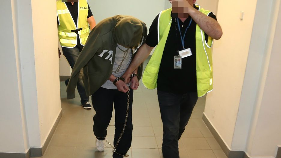 Ireneusz M. usłyszał zarzuty zgwałcenia i zamordowania 15-latki