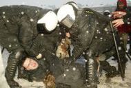 Przeciwko brutalności policji