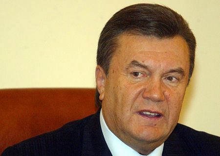 Janukowycz: uznamy dekret, jeśli będzie on legalny