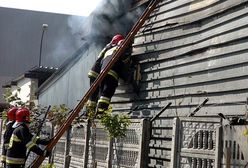 Pożar magazynu z prezerwatywami