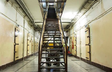 "(Nie)poznane w więzieniach"