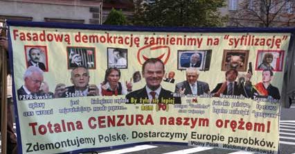 "Obudź się Polsko" - marsz oburzonych na ulicach Warszawy