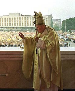 Wieczorem wszyscy będą wspominać papieża-Polaka