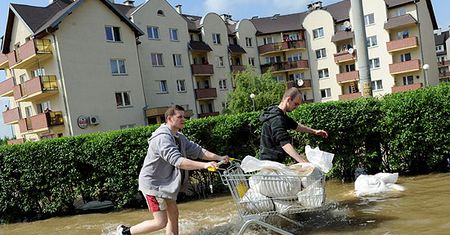 Wrocław walczy z wodą - relacja z powodzi
