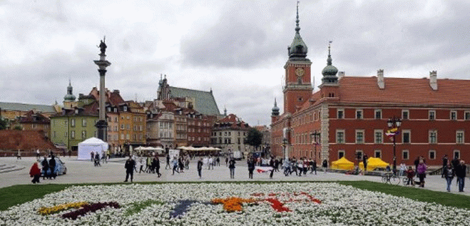 Warszawa nadal atrakcyjna pod względem zarobków?