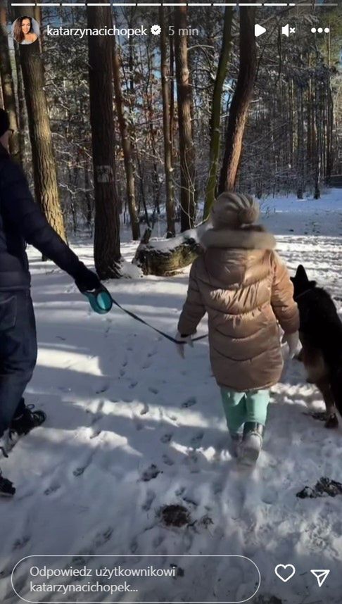 Kasia Cichopek relacjonuje rodzinny spacer
