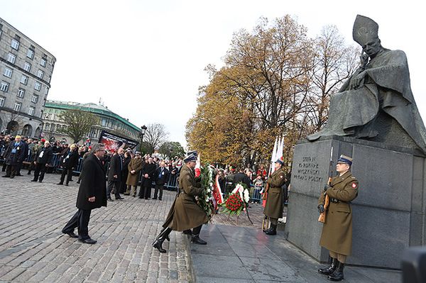 Prezydent prowadzi marsz "Razem dla Niepodległej"