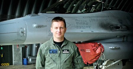 Agresja kontrolowana, czyli jaki powinien być pilot F-16