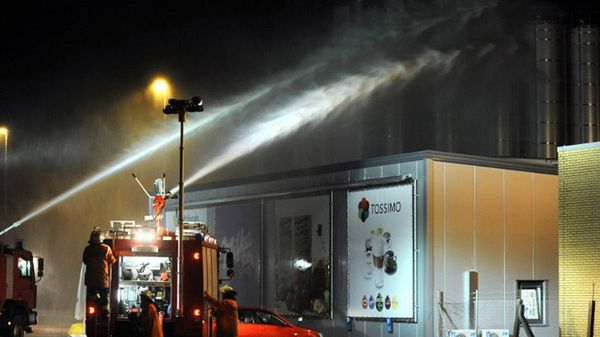 Strażacy na miejscu wypadku chemicznego w Bad Fallingbostel