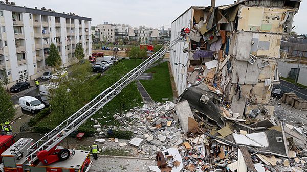 Reims - dom po eksplozji gazu