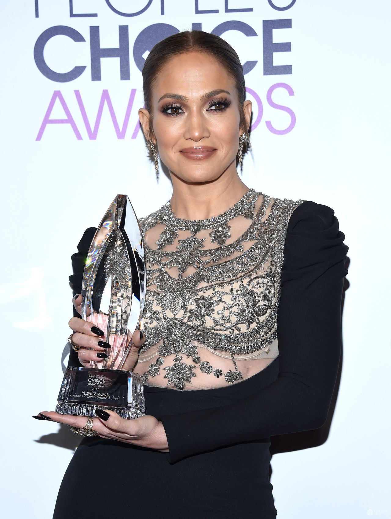 Jennifer Lopez - People's Choice Awards 2017