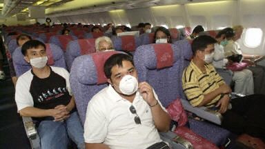 Podróżni na pokładzie filipińskich linii powietrznych