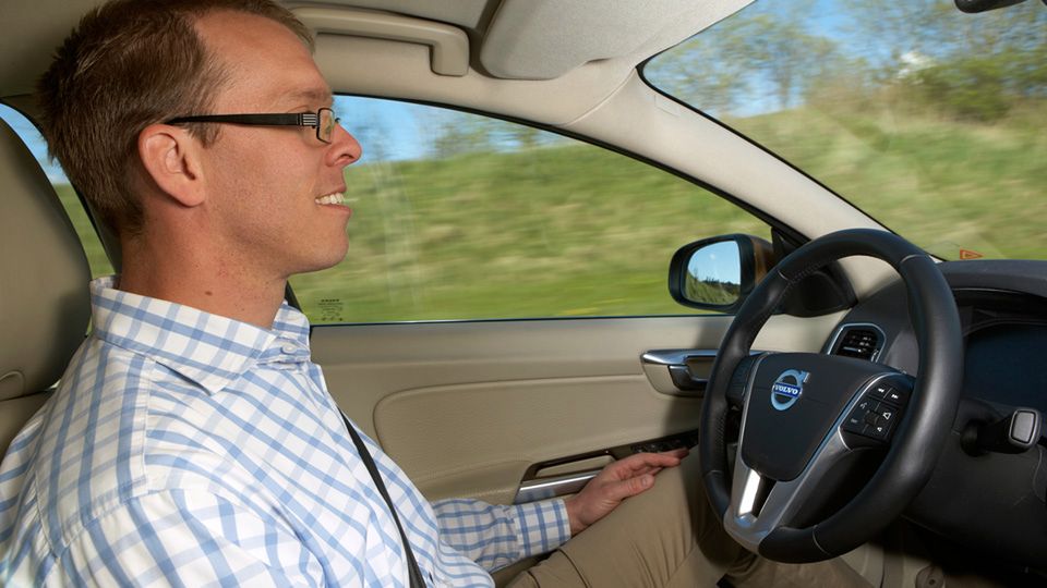 Volvo wyręczy kierowcę w korkach