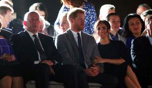 Harry i Meghan na ceremonii otwarcia Invictus Games. Cały czas trzymali się za ręce