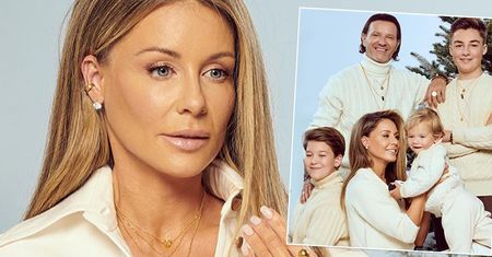 Już jest świąteczna sesja Małgosi Rozenek z rodziną! Dekoracje jak u Kardashianów. Mamy zdjęcia i wideo