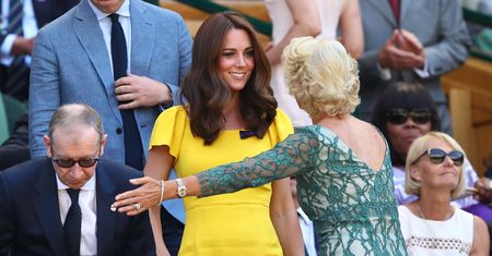 Księżna Kate 3 miesiące temu urodziła dziecko. Teraz pokazała się w obcisłej sukience