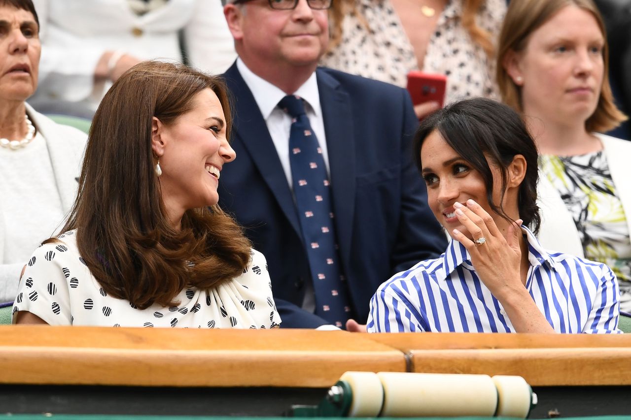 Księżne Kate i Meghan na Wimbledonie. Bawiły się świetnie w swoim towarzystwie