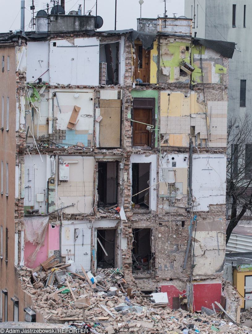 Poznań. Kamienica po eksplozji
