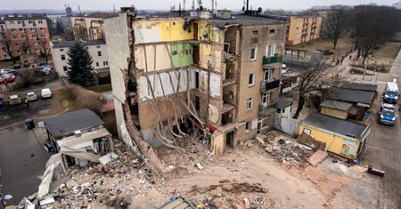 Poznań: podejrzany wybudzony ze śpiączki. "Jest przytomny i jest z nim zachowany kontakt logiczny"