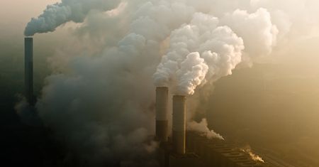 Zmiany klimatyczne. Naukowcy mają pomysł, jak wykorzystać dwutlenek węgla