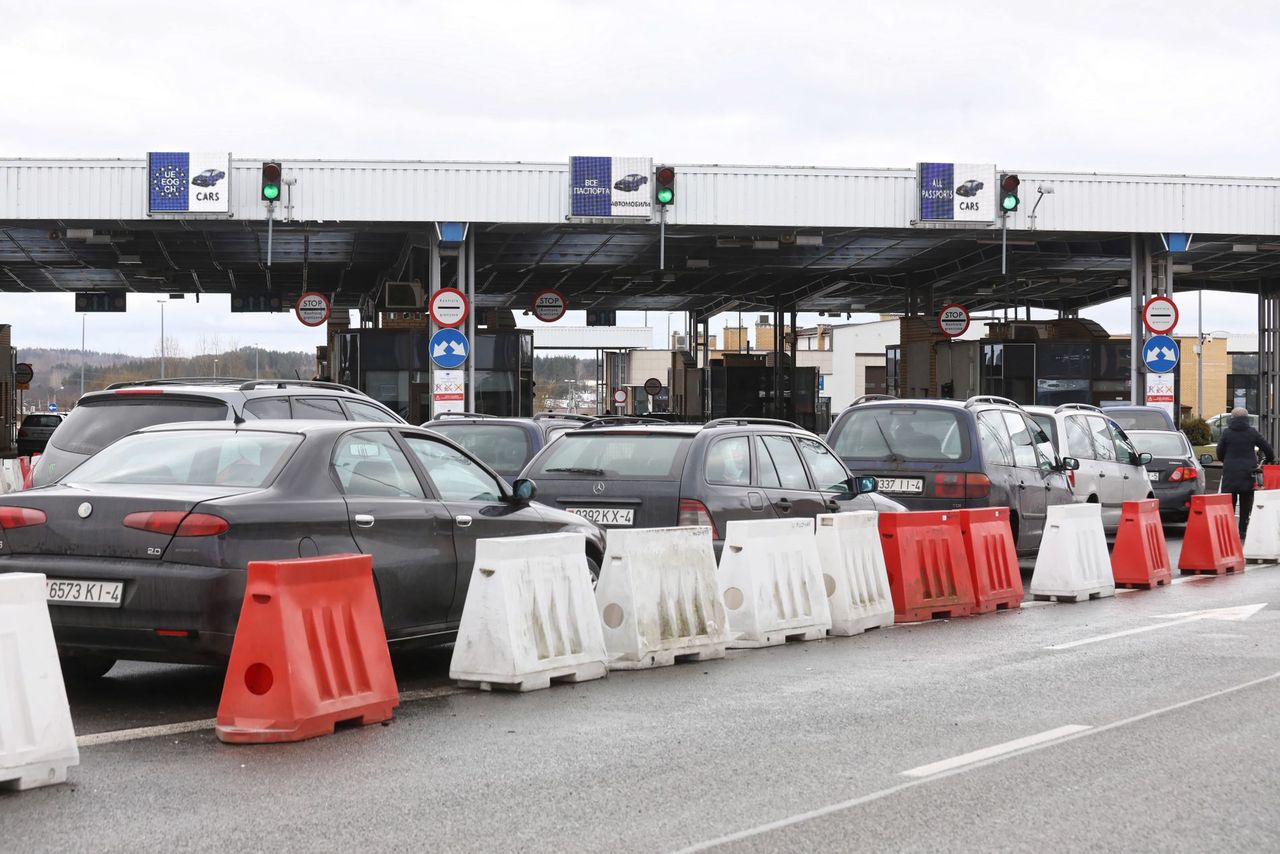 Potrafili wykupić całą elektronikę ze sklepów. MSZ podcina Podlasiu skrzydła