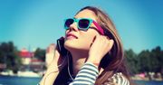 Modne okulary przeciwsłoneczne. Jak je dobrać?