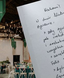 Goście już po wejściu zaczęli robić zdjęcia. Wesela z motywem Harry'ego Pottera cieszą się popularnością