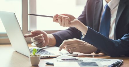 Leasing operacyjny a finansowy – różnice