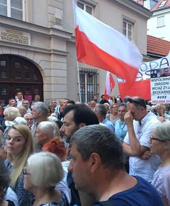 Miesięcznica smoleńska. Jarosław Kaczyński: idziemy do przodu