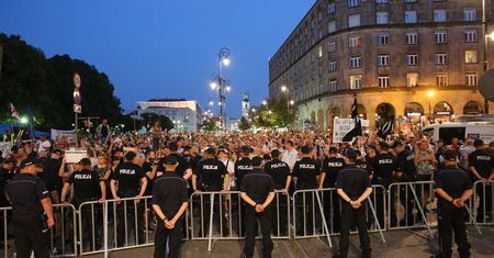 Centrum Warszawy jak twierdza. Zaraz kolejna miesięcznica smoleńska
