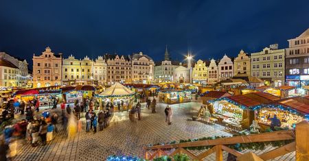 Poczuj świąteczny nastrój w Czechach. Magiczne jarmarki bożonarodzeniowe