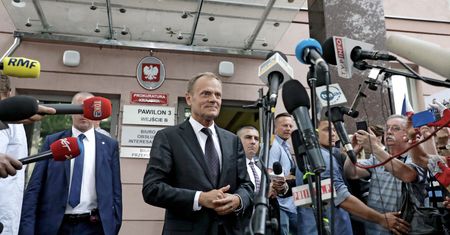 Tusk po przesłuchaniu. Dziękuje za wsparcie i mówi o prezesie PiS: "ma obsesję na punkcie konspiracji"
