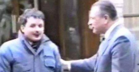 "Kolesie od kiedy współdziałali przeciw mnie". Wałęsa publikuje zdjęcie z 1989 roku