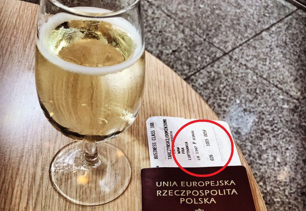 Tarczyński pochwalił się zdjęciem biletu do "Miami". Internauci sprawdzili numer lotu