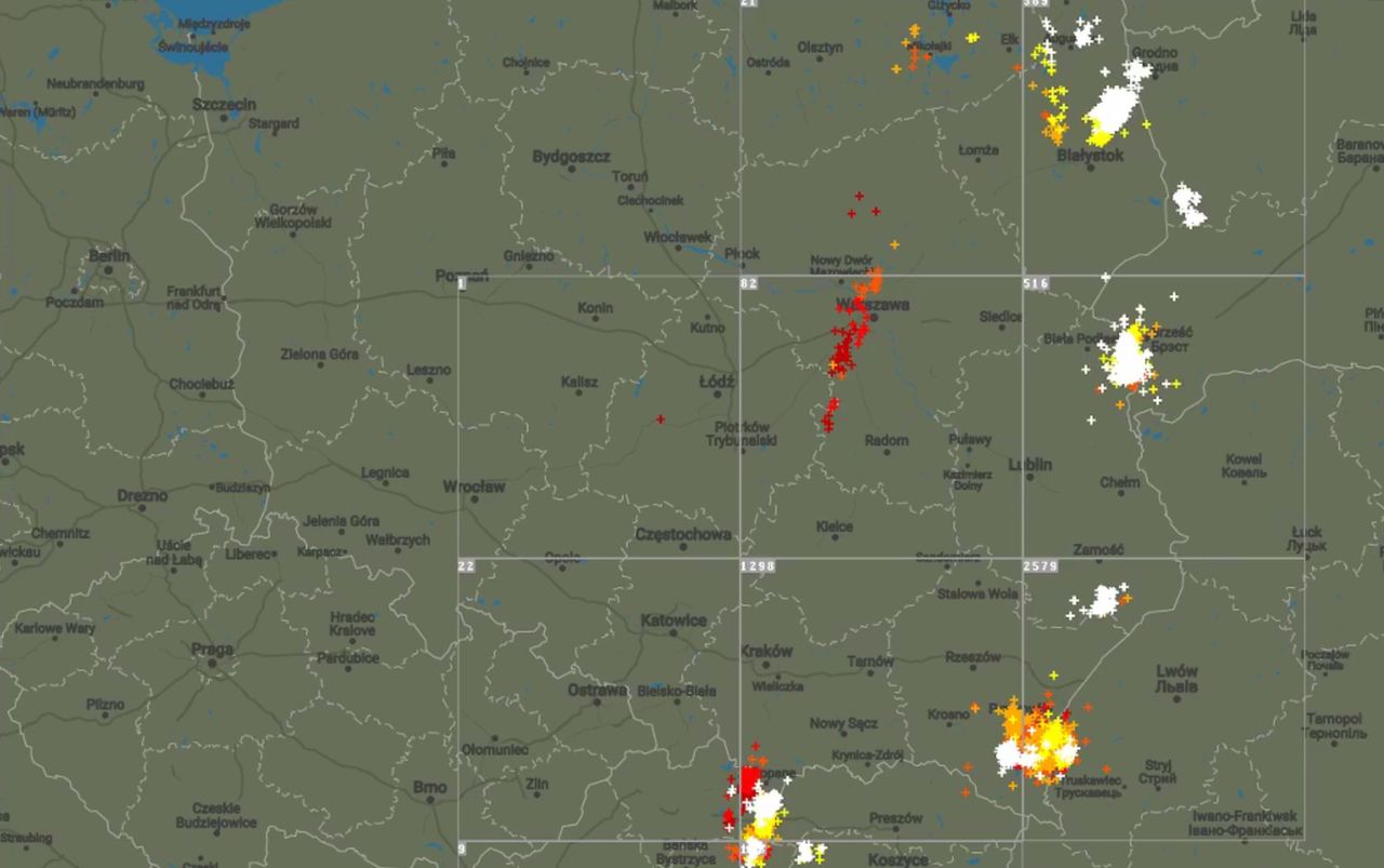 Groźne nawałnice nad Polską. Śledźcie z nami wędrówkę burz po niebie