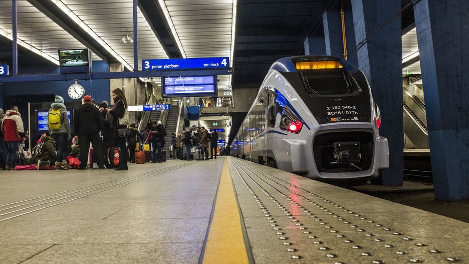 Konduktorka ujawnia ciemną stronę pracy na kolei
