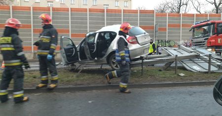 Groźny wypadek na DK79 w Chorzowie. "Korek na 5 kilometrów"