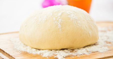 Patent najlepszych piekarzy na szybkie wyrastanie ciasta drożdżowego. Rośnie jak szalone