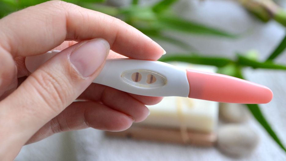 Jedna na 12 badanych przyznaje, że regularnie powtarza test aż do 12 tygodnia ciąży.