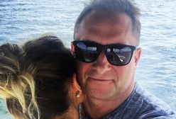 Tak wygląda szczęście Durczoka! Młoda kochanka w bikini