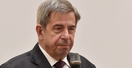 Prof. Andrzej Zoll krytykuje prezydenckie ustawy